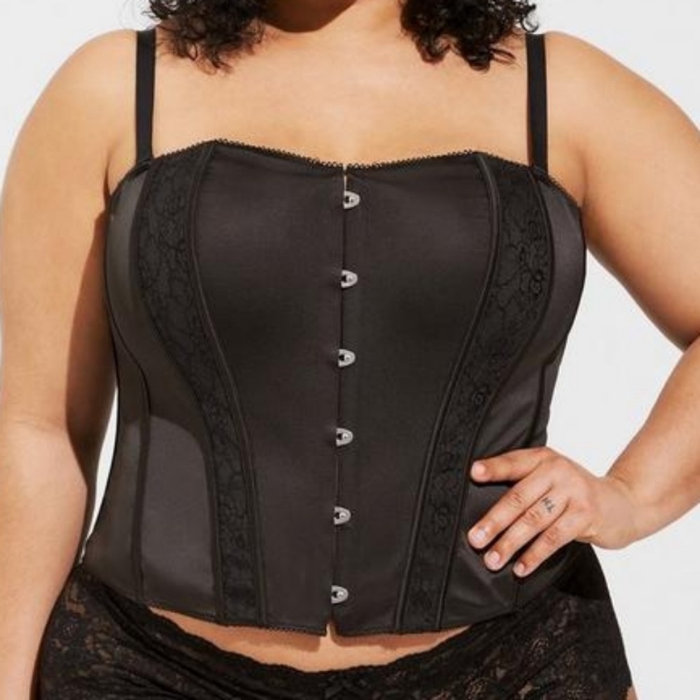 NWT Torrid CURVE Black Satin Corset Top Lace Detail Plus Size 3X